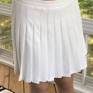White pleated skirt